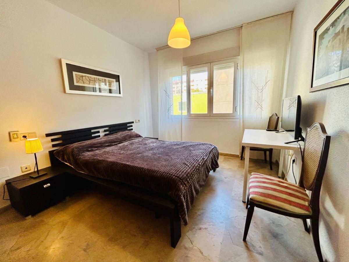 Guest House Teatinos Malaga Ngoại thất bức ảnh